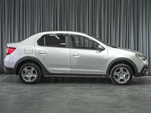 Седан Renault Logan 2019 года, 919000 рублей, Тюмень