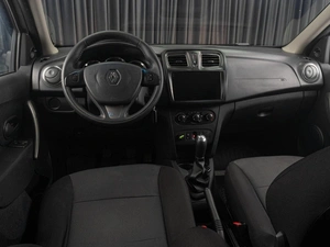 Хетчбэк Renault Sandero 2015 года, 739000 рублей, Тюмень