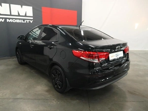 Седан Kia Rio 2016 года, 1060000 рублей, Курск