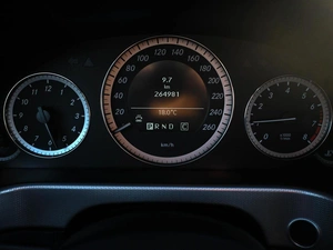 Седан Mercedes-benz E-класс 2010 года, 1434000 рублей, Кирилловка