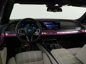 Седан BMW i7 2022 года, 12798999 рублей, Москва