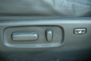 Внедорожник Toyota RAV4 2010 года, 1399000 рублей, Омск
