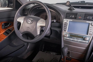 Седан Toyota Camry 2008 года, 1399000 рублей, Томск