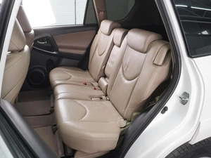Внедорожник Toyota RAV4 2011 года, 1499000 рублей, Воронеж