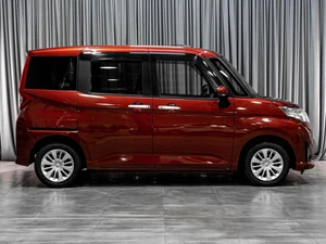 Минивэн Toyota Roomy 2019 года, 1149000 рублей, Тюмень