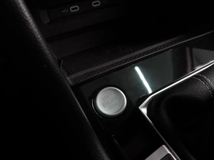 Внедорожник Volkswagen Taos 2023 года, 3129000 рублей, Воронеж