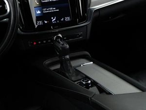 Седан Volvo S90 2017 года, 3499050 рублей, Москва