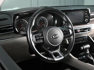 Седан Kia K5 2020 года, 2659000 рублей, Ростов-на-Дону
