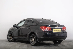 Седан Chevrolet Cruze 2011 года, 669000 рублей, Томск