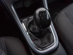 Хетчбэк Opel Astra GTC 2012 года, 879000 рублей, Саратов