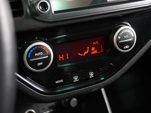 Хетчбэк Kia Morning 2012 года, 1039000 рублей, Воронеж