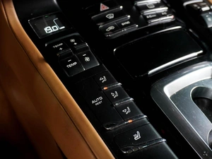 Внедорожник Porsche Cayenne 2015 года, 3599000 рублей, Воронеж