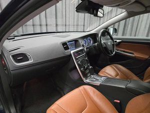 Универсал Volvo V60 2012 года, 1150000 рублей, Красноярск