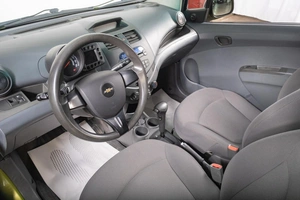 Хетчбэк Chevrolet Spark 2013 года, 799000 рублей, Томск