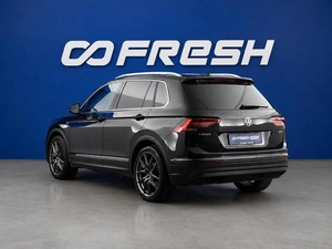 Внедорожник Volkswagen Tiguan 2019 года, 2157055 рублей, Москва