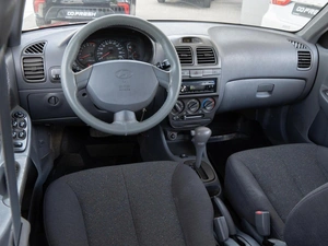Седан Hyundai Accent 2005 года, 490000 рублей, Волгоград