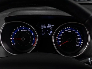 Седан Hyundai Elantra 2011 года, 949000 рублей, Тюмень