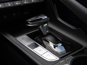 Седан Hyundai Elantra 2023 года, 2300000 рублей, Краснодар