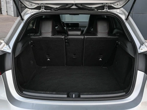 Хетчбэк Mercedes-benz A-класс 2018 года, 2199000 рублей, Кирилловка