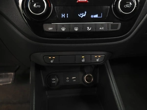 Седан Hyundai Solaris 2018 года, 1325000 рублей, Ставрополь