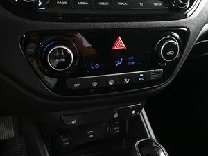 Седан Hyundai Solaris 2021 года, 1717000 рублей, Аксай