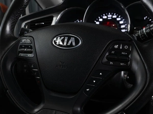 Хетчбэк Kia Ceed 2013 года, 1199000 рублей, Тюмень