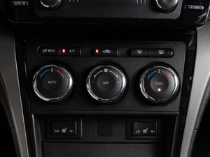 Седан Mazda 6 2010 года, 999000 рублей, Тюмень