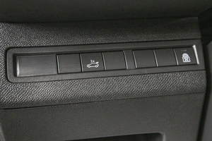 Внедорожник Peugeot 5008 2020 года, 2189000 рублей, Барнаул