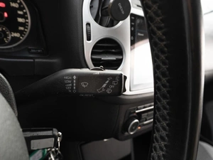 Внедорожник Volkswagen Tiguan 2011 года, 1199000 рублей, Саратов