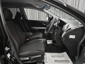 Минивэн Honda Stream 2010 года, 955000 рублей, Красноярск