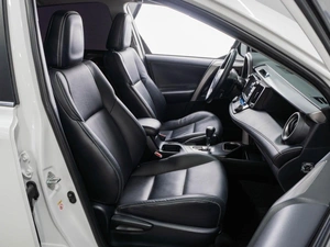 Внедорожник Toyota RAV4 2017 года, 2649000 рублей, Тюмень