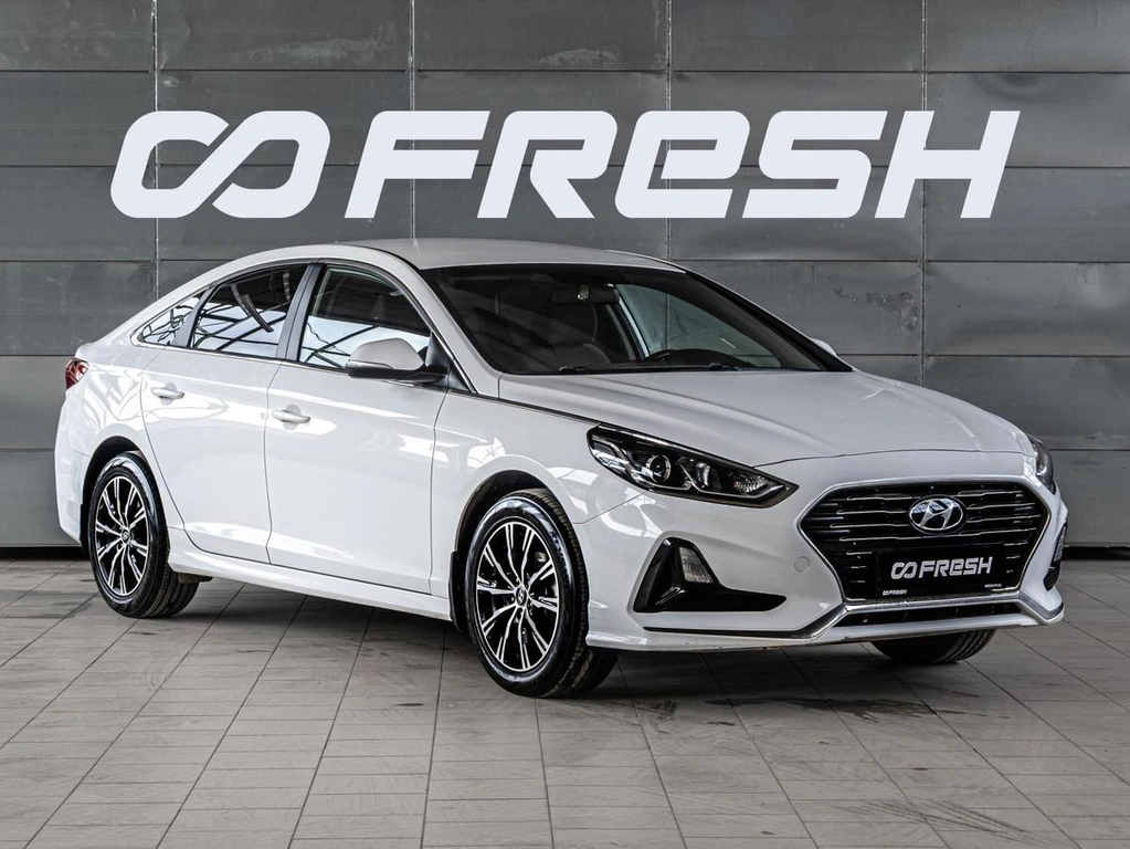 Седан Hyundai Sonata 2019 года, 1877000 рублей, Краснодар