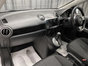 Хетчбэк Mazda Demio 2013 года, 635000 рублей, Красноярск