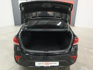 Седан Kia Rio 2018 года, 1675000 рублей, Курск