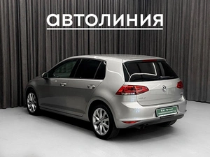 Хетчбэк Volkswagen Golf 2013 года, 1299000 рублей, Красноярск