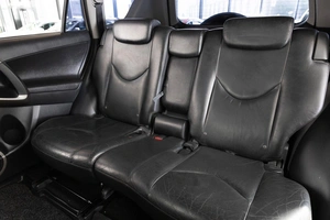 Внедорожник Toyota RAV4 2011 года, 1649000 рублей, Красноярск