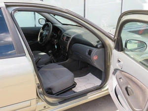 Седан Nissan Almera 2005 года, 385000 рублей, Брянск