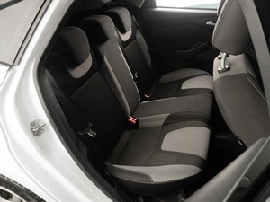 Хетчбэк Ford Focus 2012 года, 819000 рублей, Тюмень
