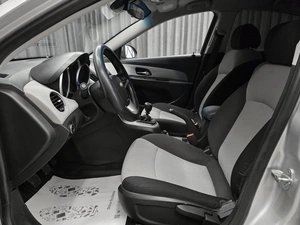 Седан Chevrolet Cruze 2013 года, 499000 рублей, Красноярск