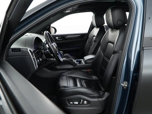 Внедорожник Porsche Cayenne 2018 года, 5595055 рублей, Москва