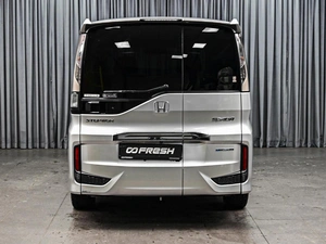 Минивэн Honda Stepwgn Spada 2018 года, 2597000 рублей, Ставрополь