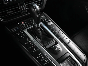 Внедорожник Porsche Macan 2021 года, 5299000 рублей, Ростов-на-Дону