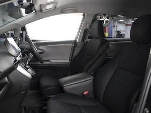 Минивэн Toyota Wish 2009 года, 1293000 рублей, Омск