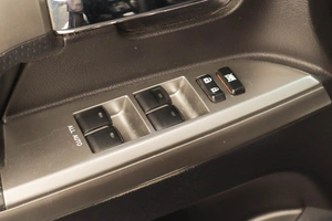 Внедорожник Toyota Land Cruiser 2012 года, 3749000 рублей, Челябинск