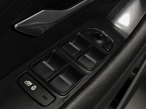 Внедорожник Jaguar E-Pace 2018 года, 2790000 рублей, Красноярск