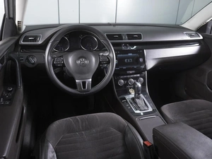 Седан Volkswagen Passat 2013 года, 1510000 рублей, Ростов-на-Дону