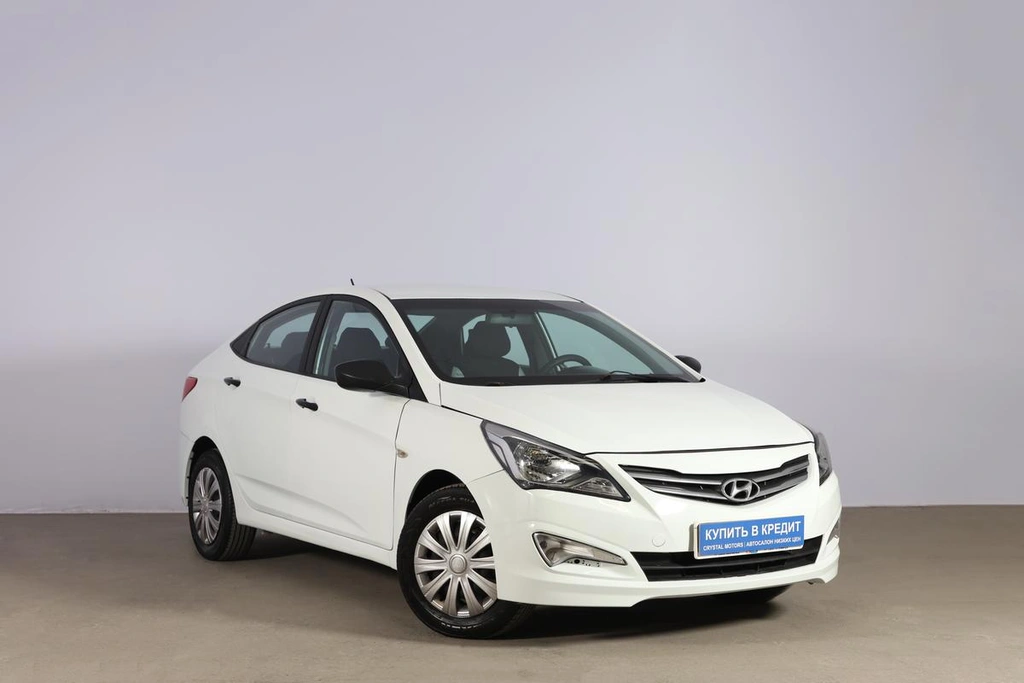 Седан Hyundai Solaris 2016 года, 799000 рублей, Новосибирск