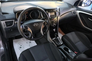 Хетчбэк Hyundai i30 2013 года, 849000 рублей, Омск