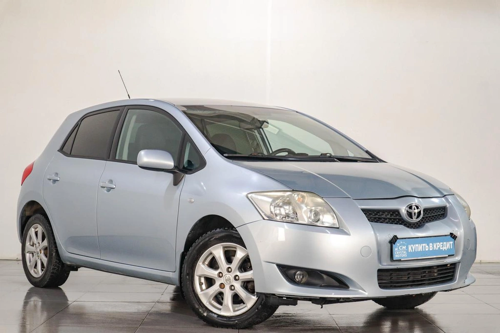 Хетчбэк Toyota Auris 2008 года, 719000 рублей, Челябинск