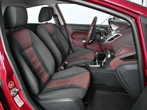 Хетчбэк Ford Fiesta 2010 года, 799000 рублей, Ростов-на-Дону